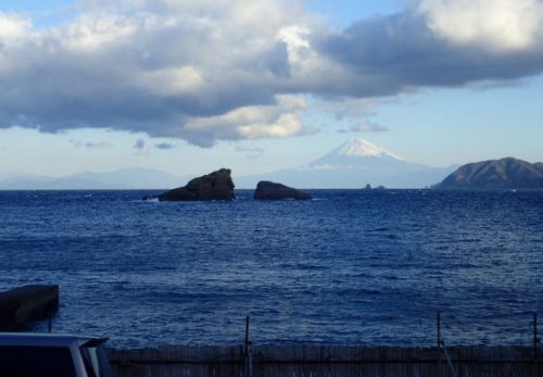 １月のお休みは18日19日20日